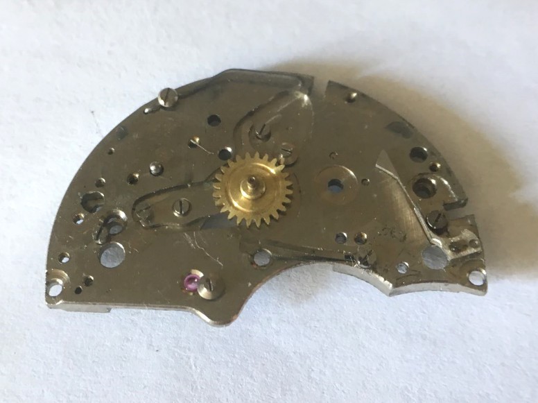 Landeron 51 barrel bridge part - Image 2