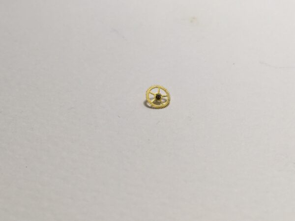 Bulova 11 AOACB reduction gear wheel part 308 - Image 2