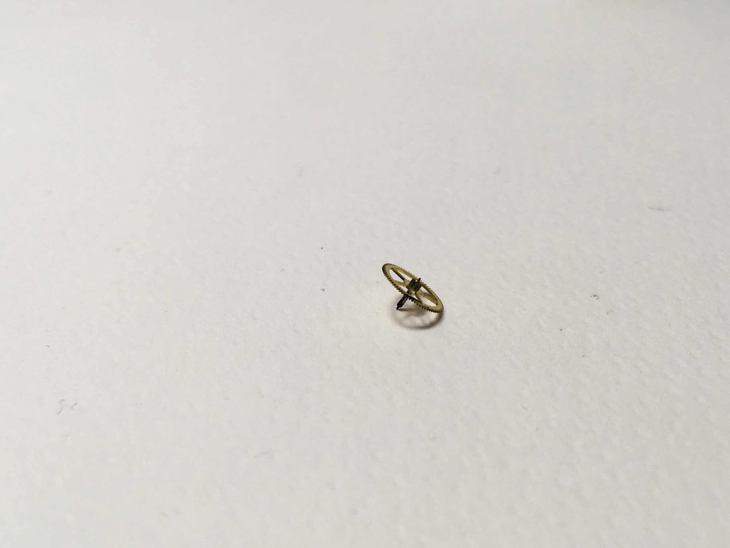 Omega Flightmaster 911, 910 third wheel part 1240 - Image 2