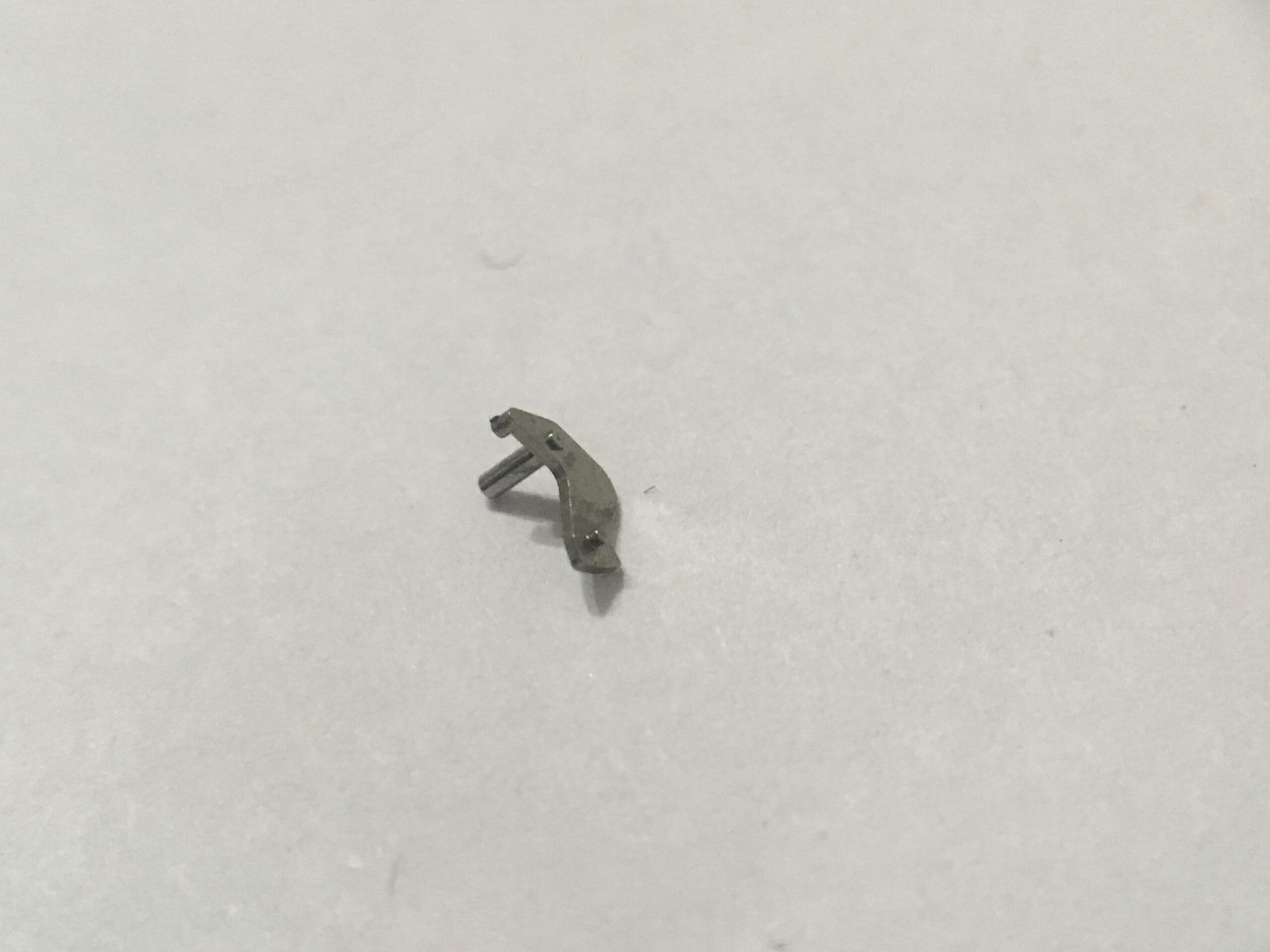 Omega 1020, 1021, 1022 setting lever part 1109 - Image 2