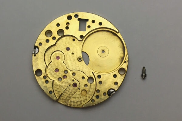 Jaeger-LeCoultre 470 main plate part - Image 2