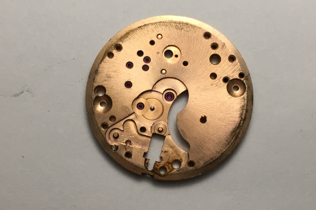 Omega 266 (30T2) main plate part