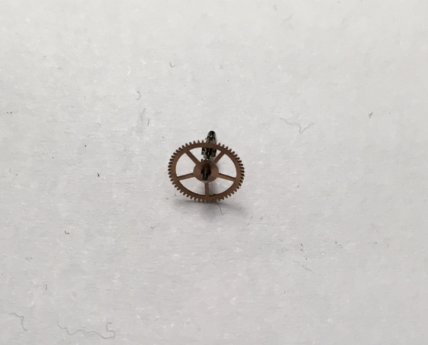 Omega 483 center wheel with pinion part - Image 2