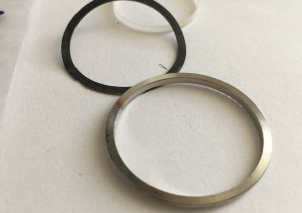 Original bezel with gasket for Rolex Oyster watch