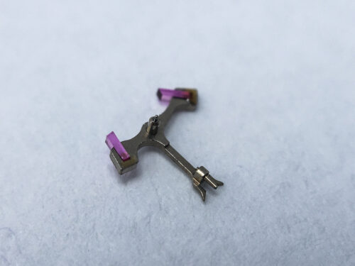 Hamilton caliber 672 (ETA 1256) jewelled pallet fork and staff anker part 710