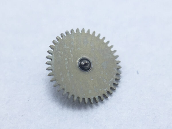 Omega caliber 3220 second wheel driving pinion part 1544 - Image 2