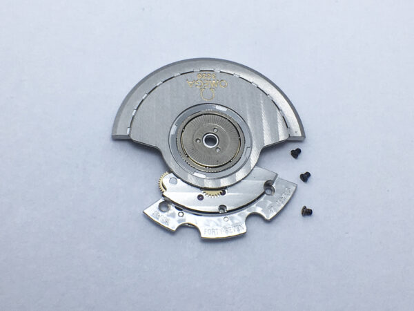 Omega caliber 3220 automatic device framework and oscillating weight part - Image 3