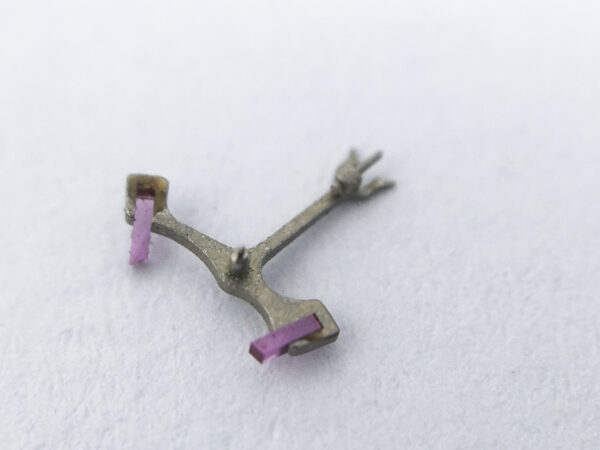Omega 269 jewelled pallet fork and staff part 1316 - Image 2