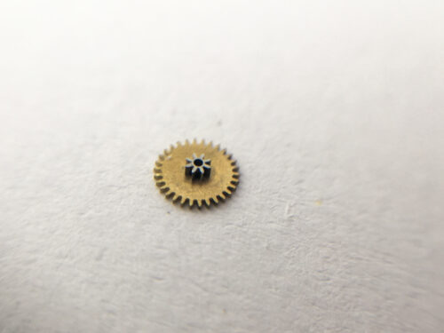 Universal Geneve 245 minute wheel part 260