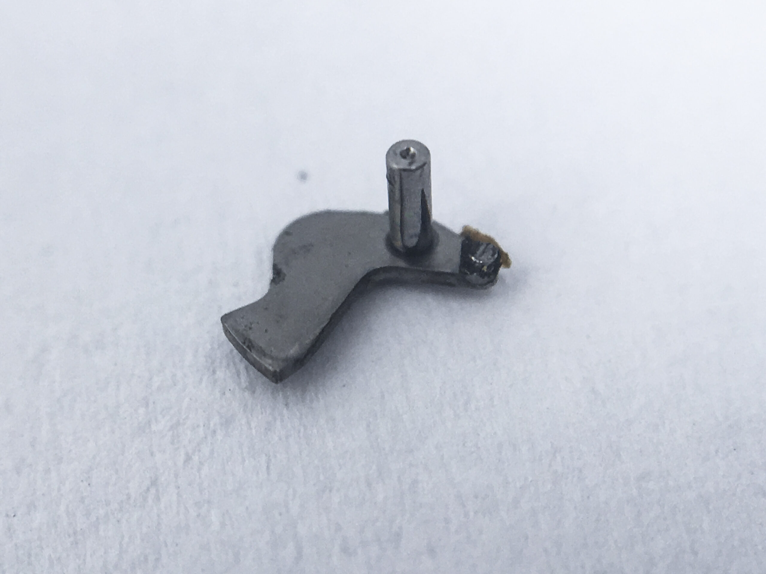 Omega caliber 1022 setting lever part 1109 - Image 2
