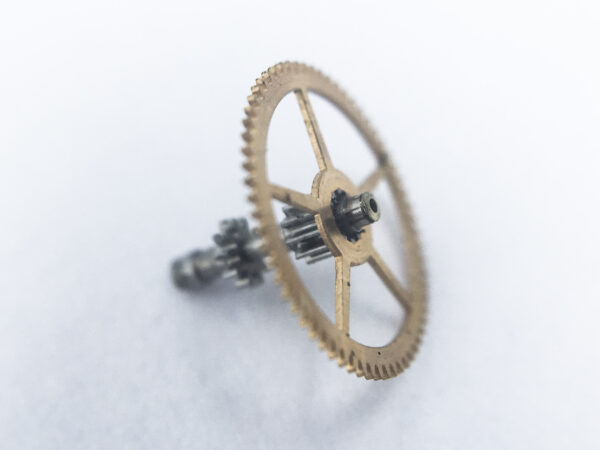 Rolex caliber 1210 center wheel with cannon pinion part 7504 - Image 2