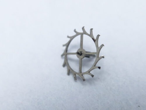 Tissot 872 (Lemania 1277) escape wheel and pinion with straight pivots part 6808