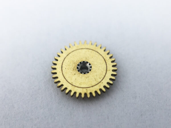 Tissot 872 (Lemania 1277) minute wheel part 6809 - Image 2