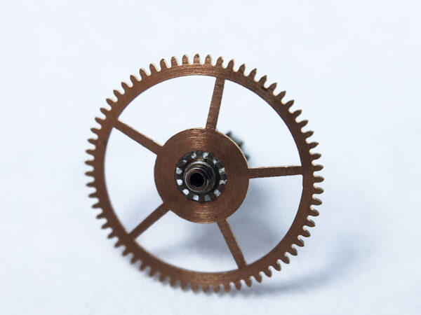 Omega 550 centre wheel with cannon pinion part 1224