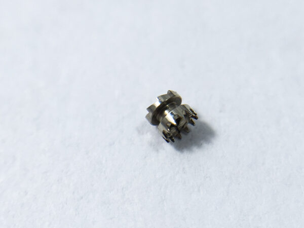 Omega 1120 (ETA 2892-2) sliding pinion part 407 - Image 3