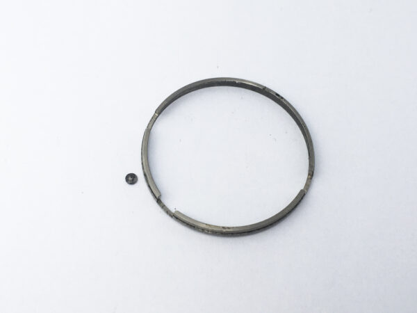 Angelus caliber 215 movement holder ring part - Image 2