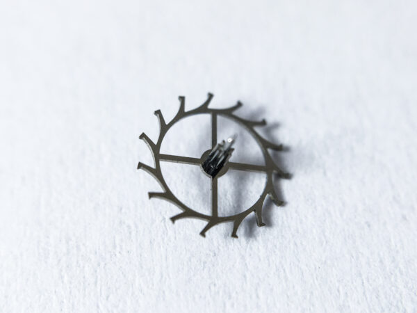 Zenith 2531 escape wheel and pinion with straight pivots part 702