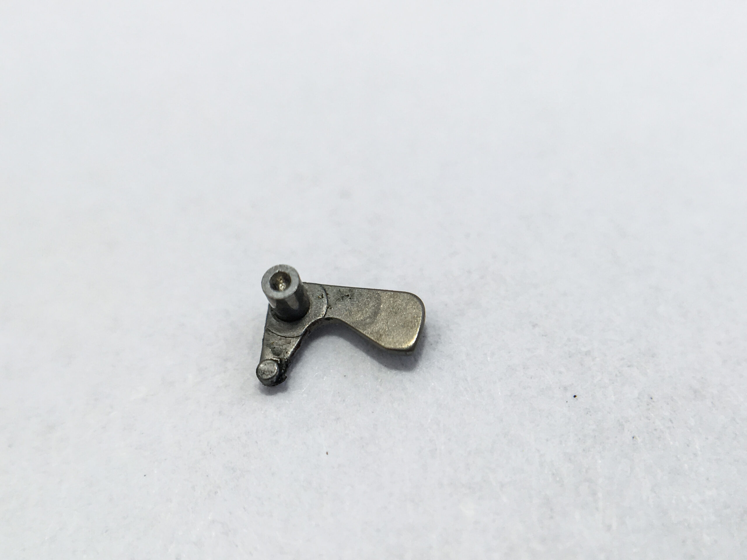 Omega 552 setting lever part 1109