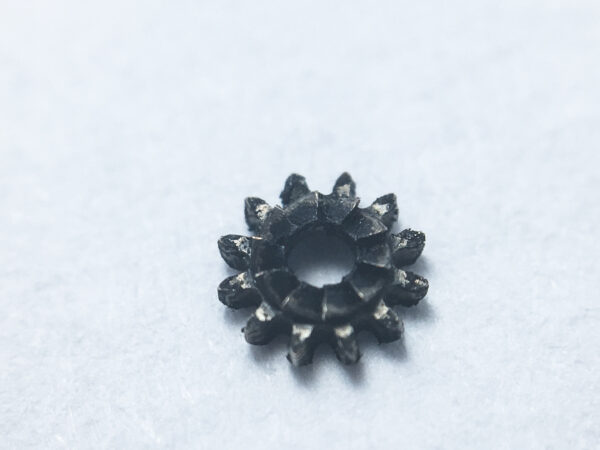 Landeron 39 winding pinion part 45 - Image 2