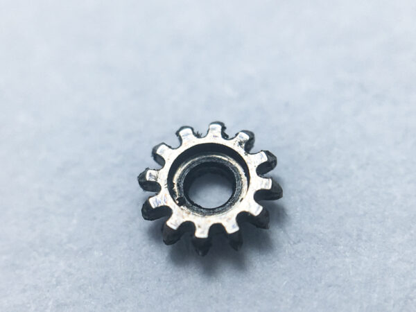 Landeron 39 winding pinion part 45 - Image 3