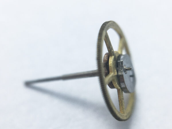 Landeron 39 chronograph runner wheel part 203 - Image 2
