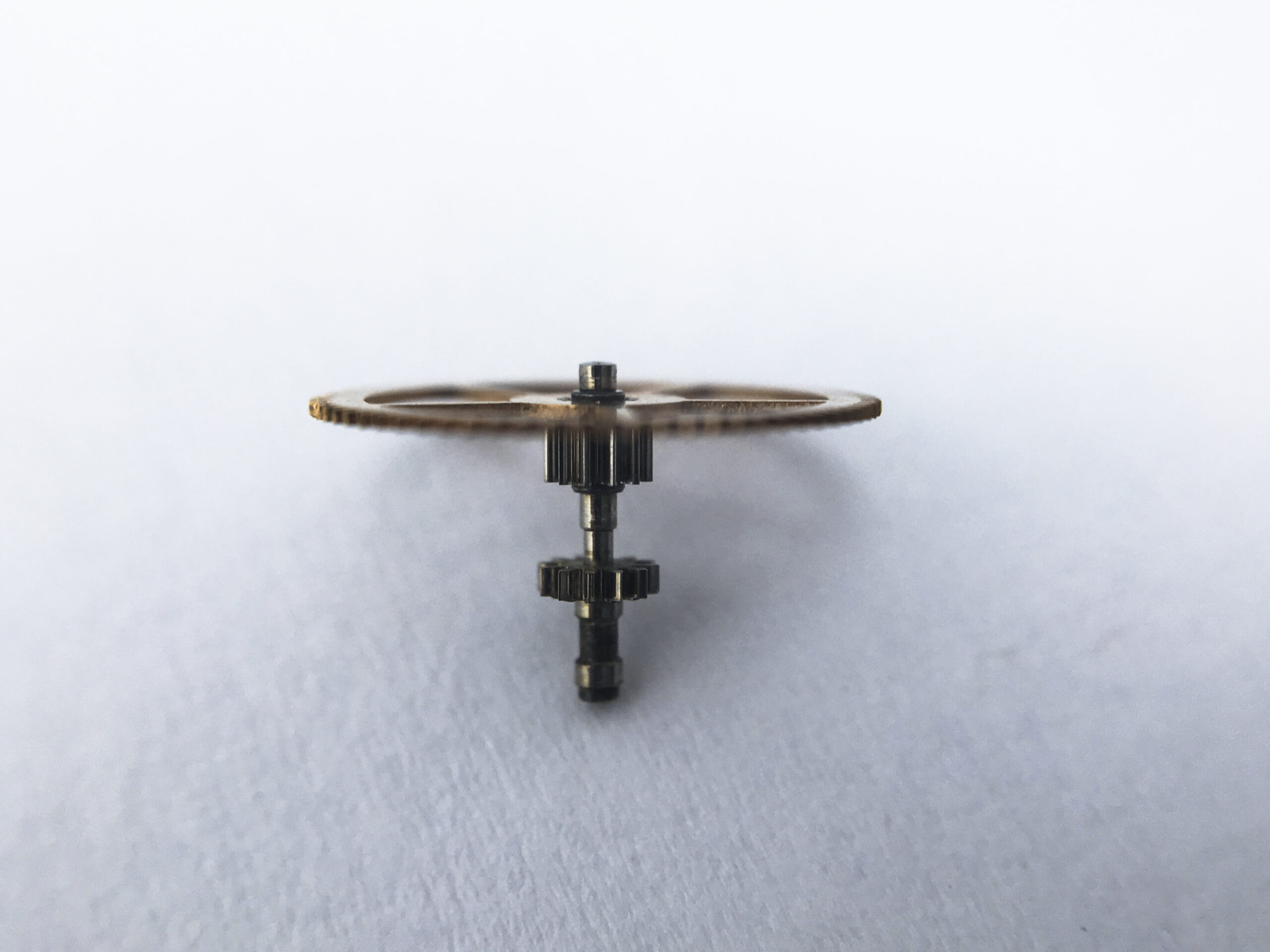 Omega caliber 265 center wheel with pinion part 1224 - Image 2