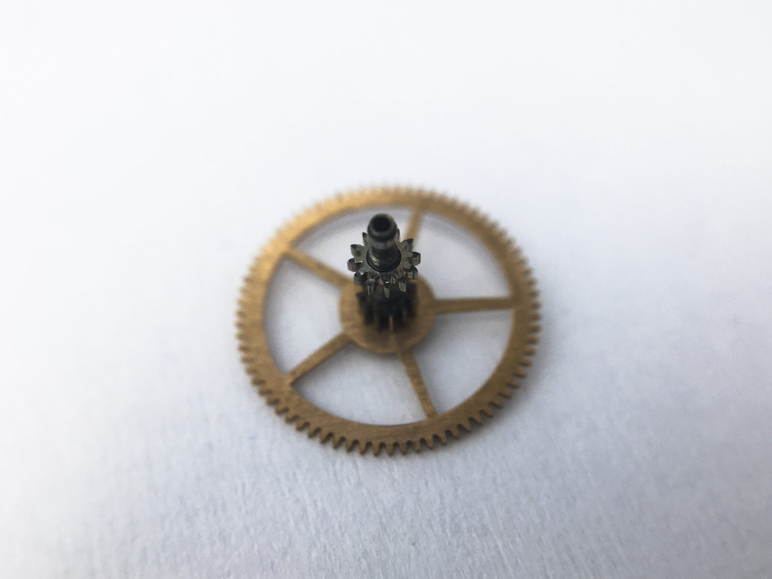 Omega caliber 265 center wheel with pinion part 1224 - Image 3