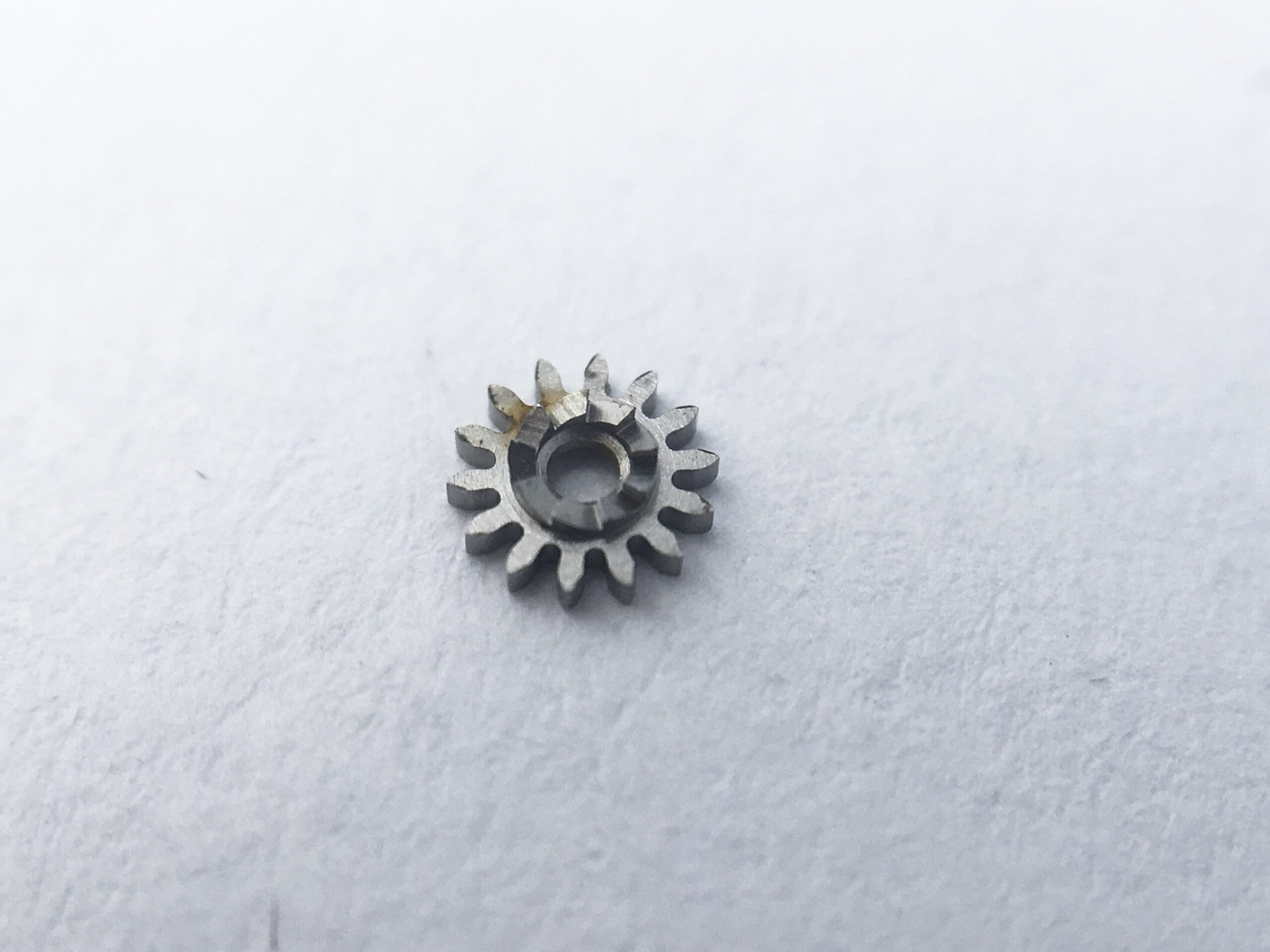Omega caliber 750 winding pinion part 1108