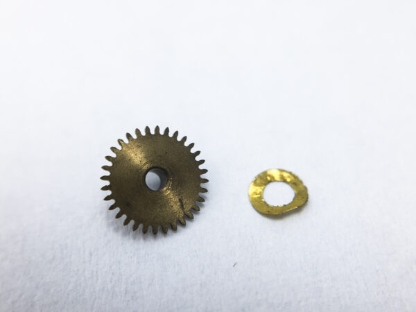 Venus caliber 188 hour wheel part 255 - Image 2