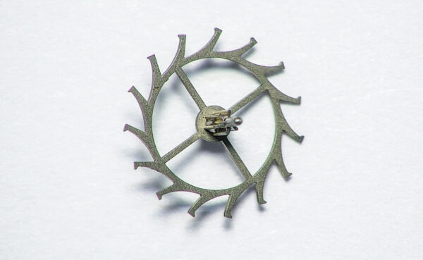 Landeron 187 escape wheel and pinion with straight pivots part 705 - Image 2