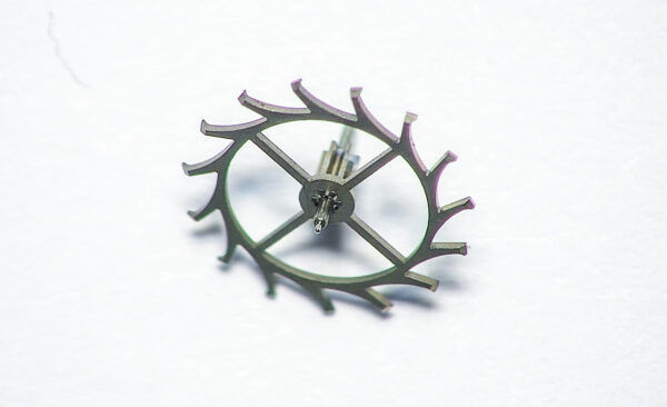 Landeron 187 escape wheel and pinion with straight pivots part 705