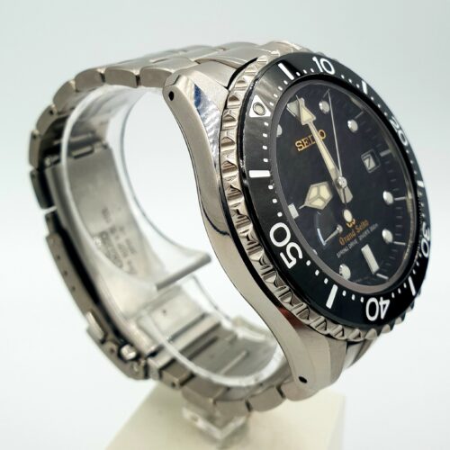 Seiko Diver SBGA031 Cal. 9R65 Spring Drive Power Reserve Titanium Watch
