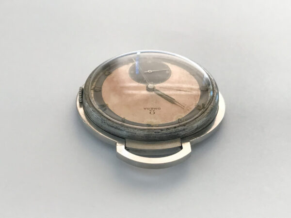 Military Omega pocket watch with frame and two tone dial - Image 8