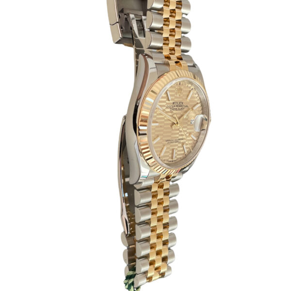 New Rolex Datejust 126233 Champagne Motif dial 36mm 2021 - Image 7