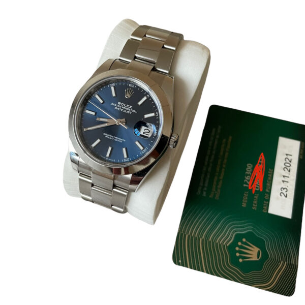 New Rolex Datejust 126300 smooth bezel blue dial 41mm 2021 - Image 2
