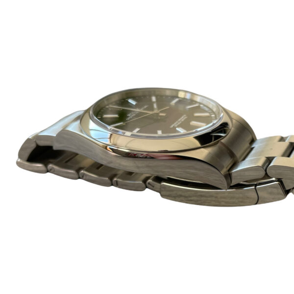 Rolex Oyster Perpetual 114300 black dial 39mm 2019 - Image 4
