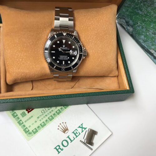 Rolex Submariner 16610 men's watch Z serial 2001 full set