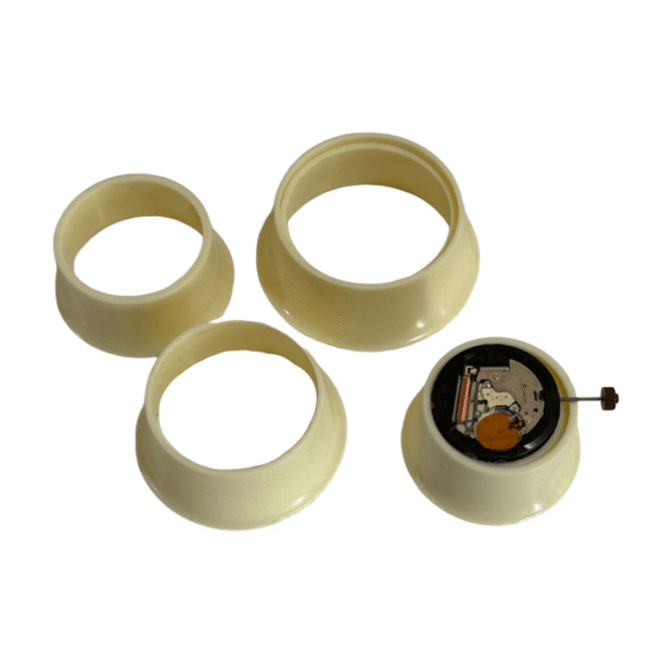 Set of 12 plastic movement holders with different size - Image 3