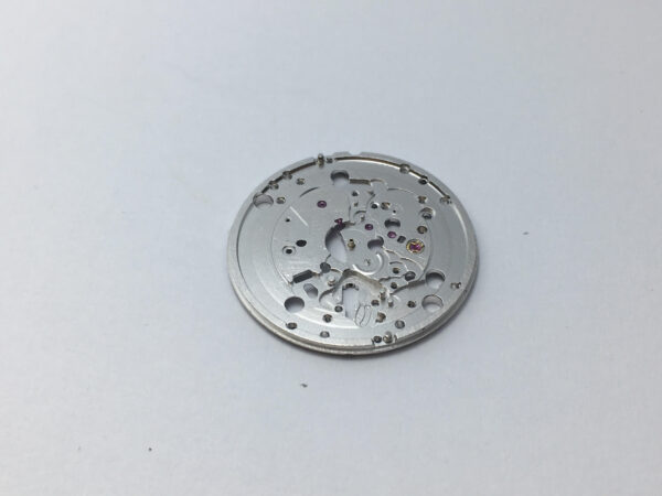 Omega caliber 3220 main plate part 72232201002007 - Image 4