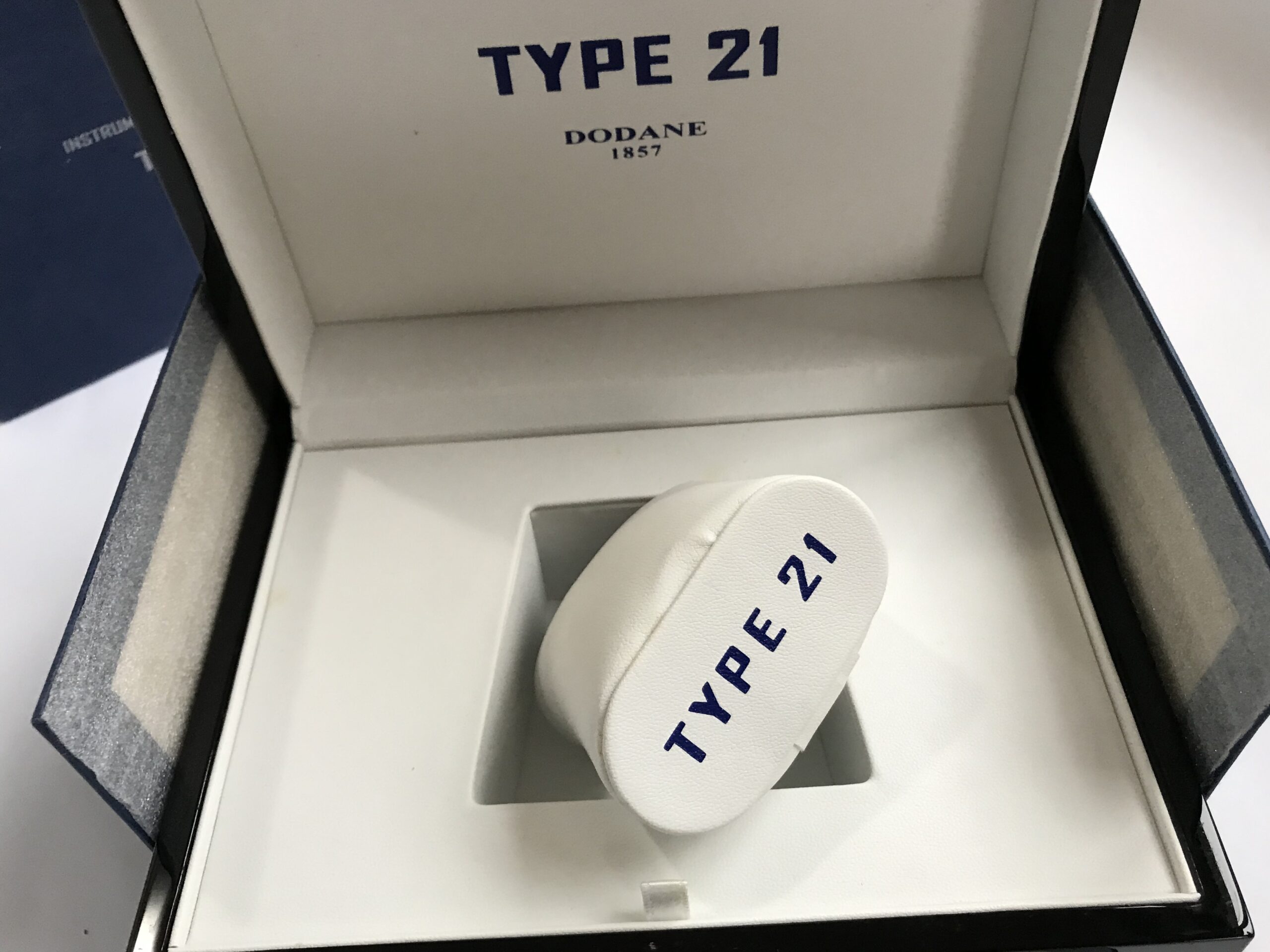 Dodane Type 21 flyback chronograph watch box - Image 3