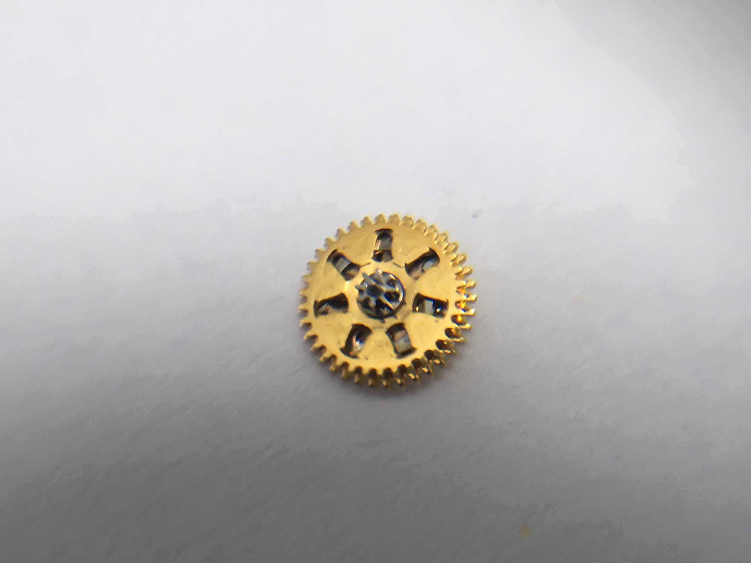 Tag Heuer caliber 6 (ETA 2895-2) reversing wheel part 1488 - Image 2