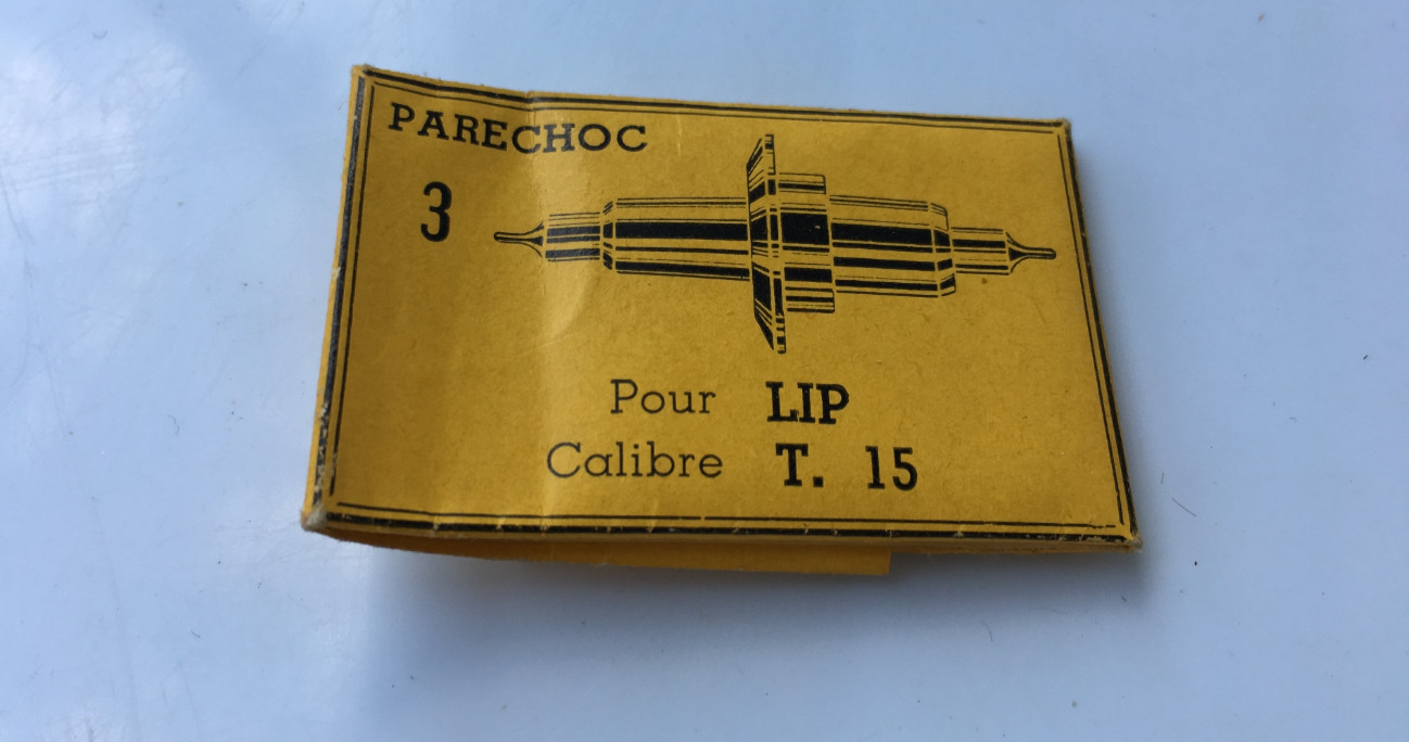 LIP T 15 parechoc new balance staff part - Image 2