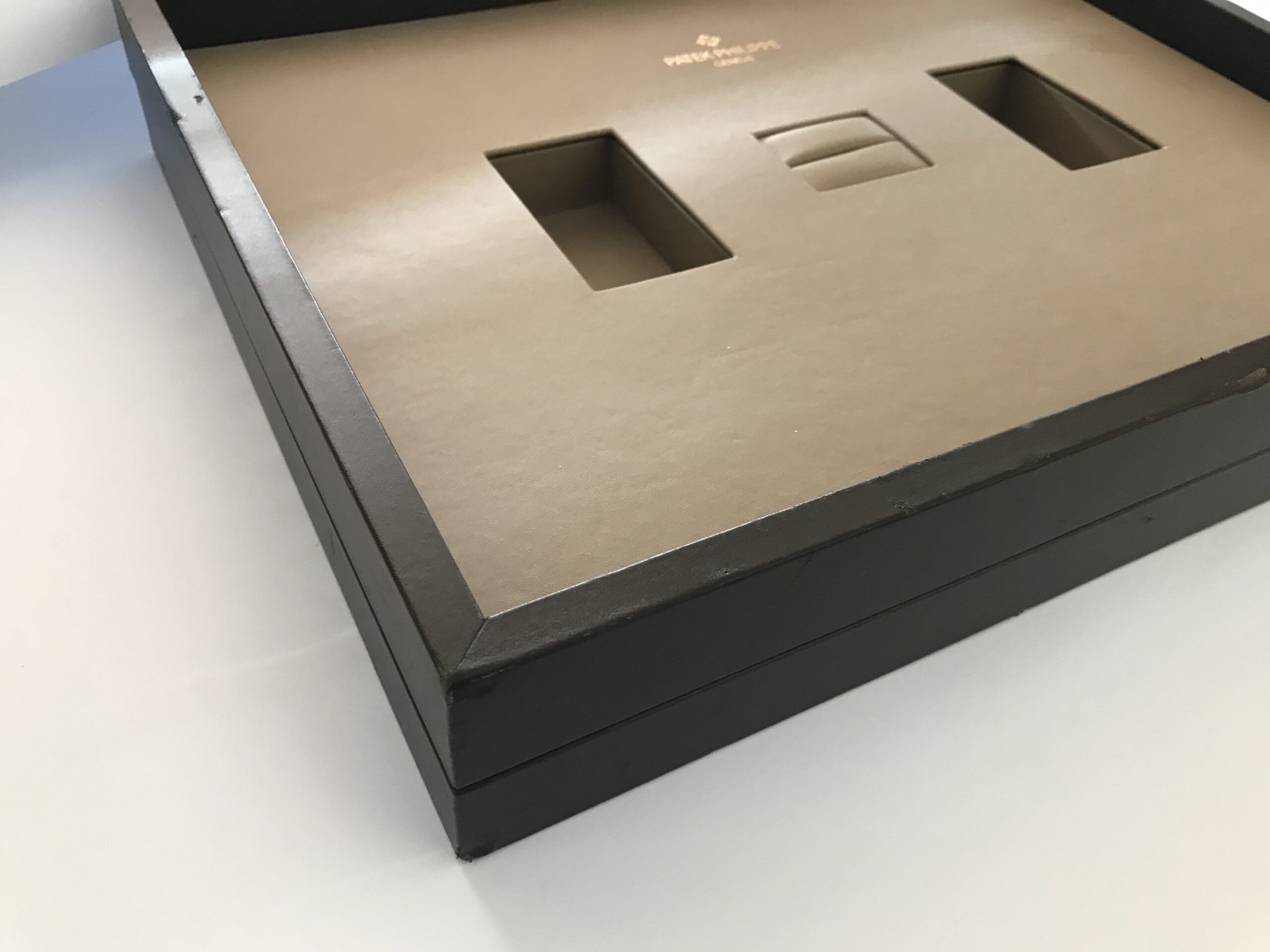 Patek Philippe tray display for watches - Image 4