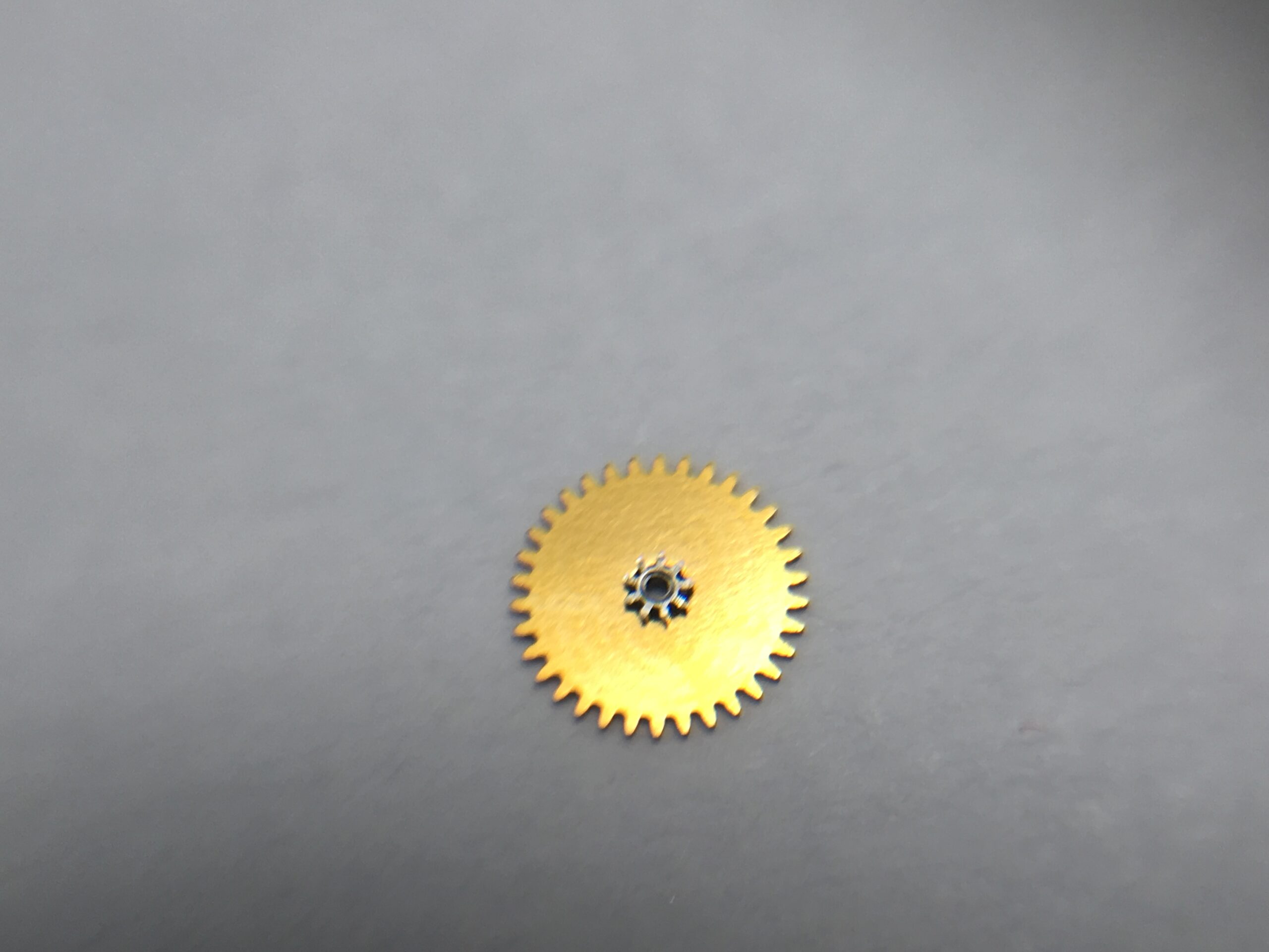 Tag Heuer caliber 6 (ETA 2895-2) minute wheel part 260 - Image 2