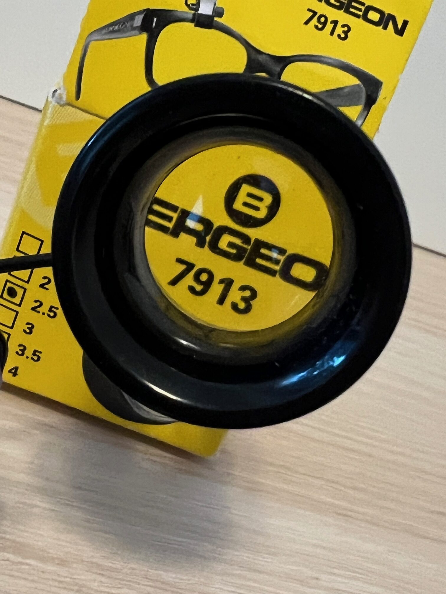 DAMAGED PACKAGE: Bergeon 7913-2.5 eyeglass watchmaker loupe with clip 4x, SEE PHOTOS - Image 3