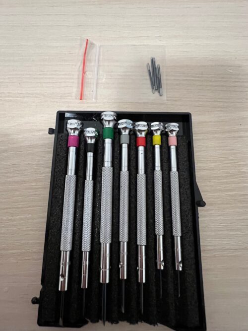 DAMAGED PACKAGING - Beco Technic Set of 7 Screwdrivers 0.60 to 2.00 mm in Plastic Box with Spare Blades - SEE PHOTOS