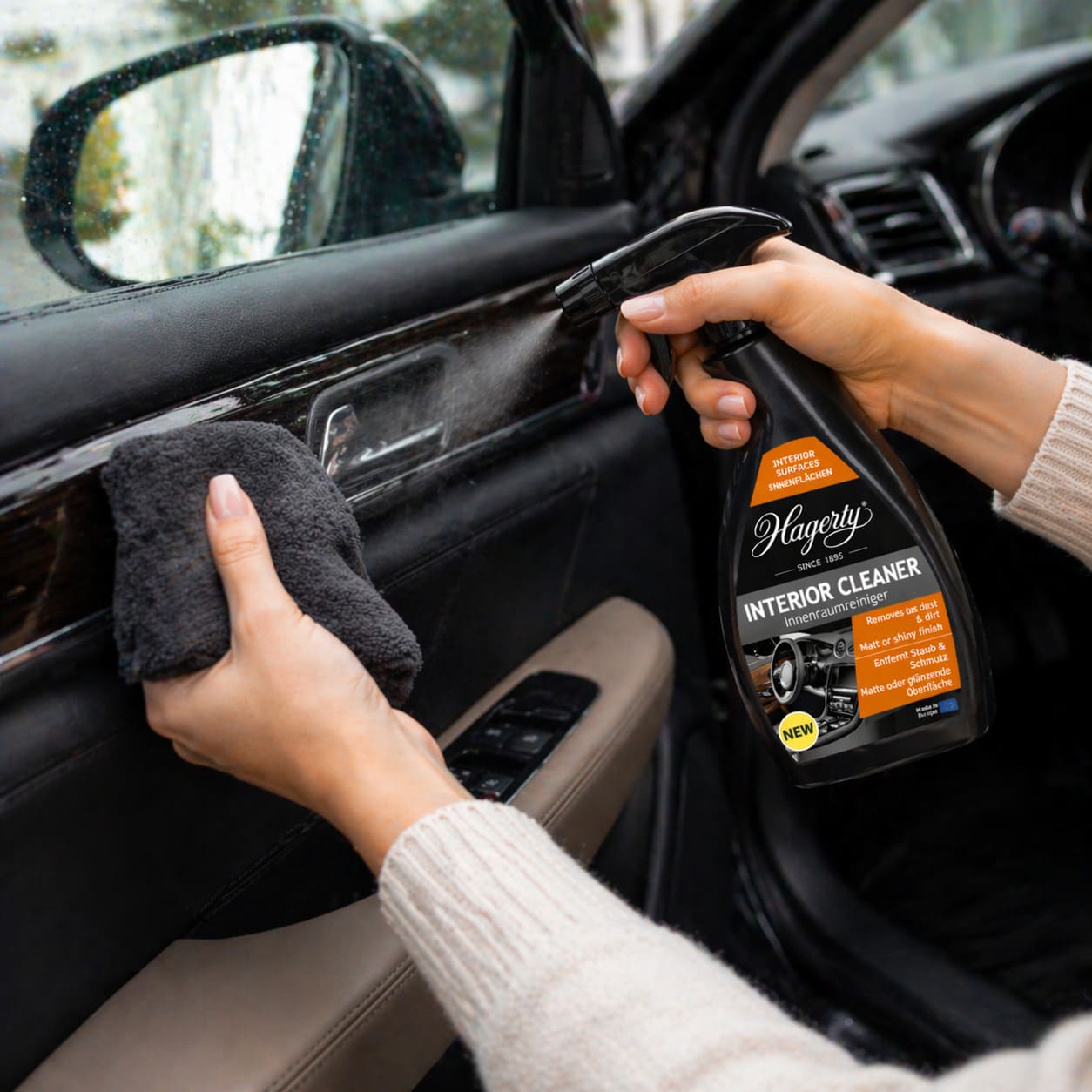 Hagerty Multi-Surface Interior Cleaner Spray, 500 ml - Image 2