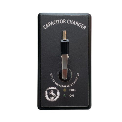 Quick charging apparatus for MT 1.5 V capacitors battery